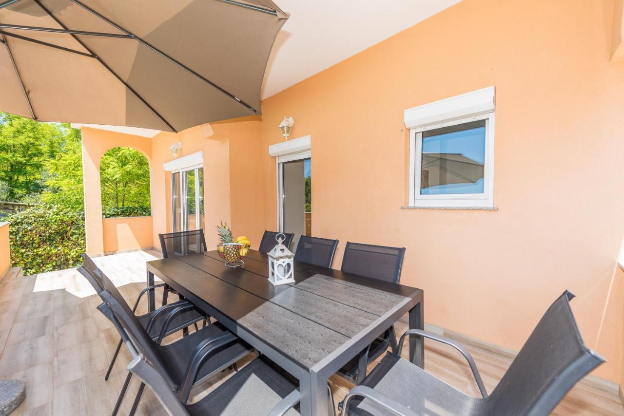 Nelly Apartman